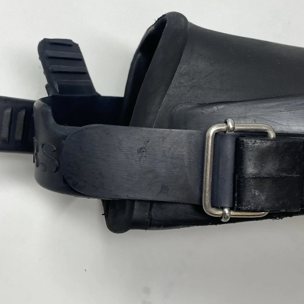 US Divers Compro Aqua Lung Pro Line Extra Small Size 5-7 Dive Fins Made in Italy
